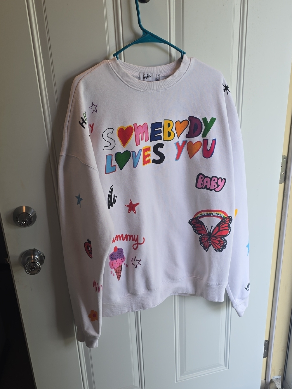 Somebody Loves You White Graphic Sweatshirt & Jogger Set - Picture 2 of 11